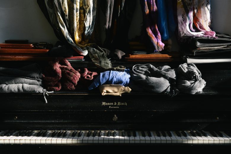 How to Throw a Clothing Swap
