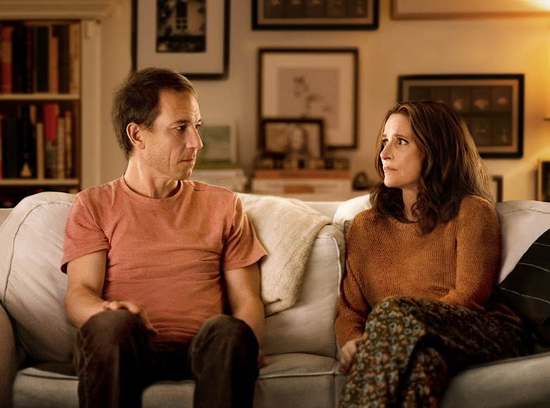 Julia Louis-Dreyfus and Tobias Menzies in You Hurt My Feelings